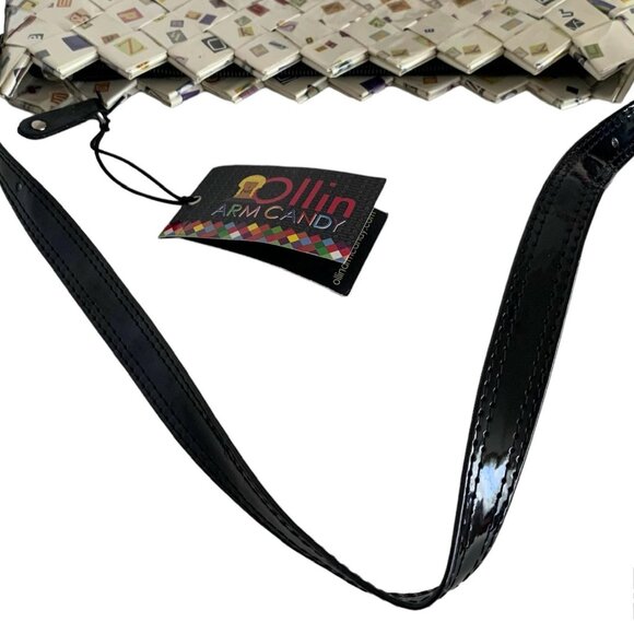 Nahui Ollin Handcrafted Shoulder Bag in White - Picture 6 of 16